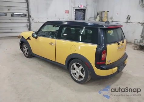 2008 Mini Cooper Clubman из США, поврежденный, VIN WMWML33528TN67402